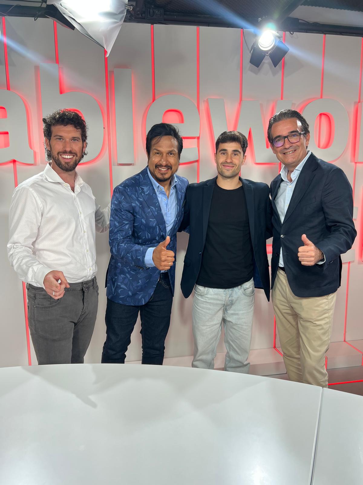 Entrevista de TRIVOX  en Cableworld Elche, presentando los próximos conciertos.