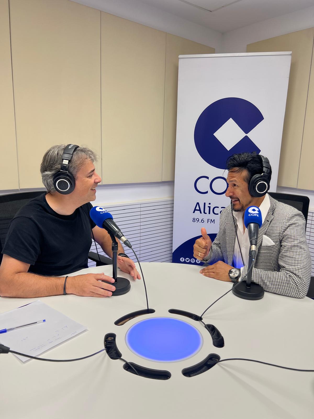 Entrevista en radio COPE presentación conciertos 6,7 y 8 de junio en Cuevas Del Canelobre-Busot Alicante