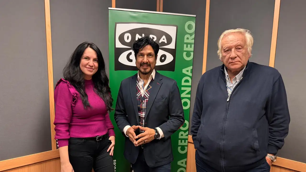 Entrevista en Onda Cero, con Luz Sigüenza, animando a Alicante a nuestros concierto benéfico para alicante contra el cáncer el viernes 19 de diciembre en el palacio de Congresos a las 19:00 h